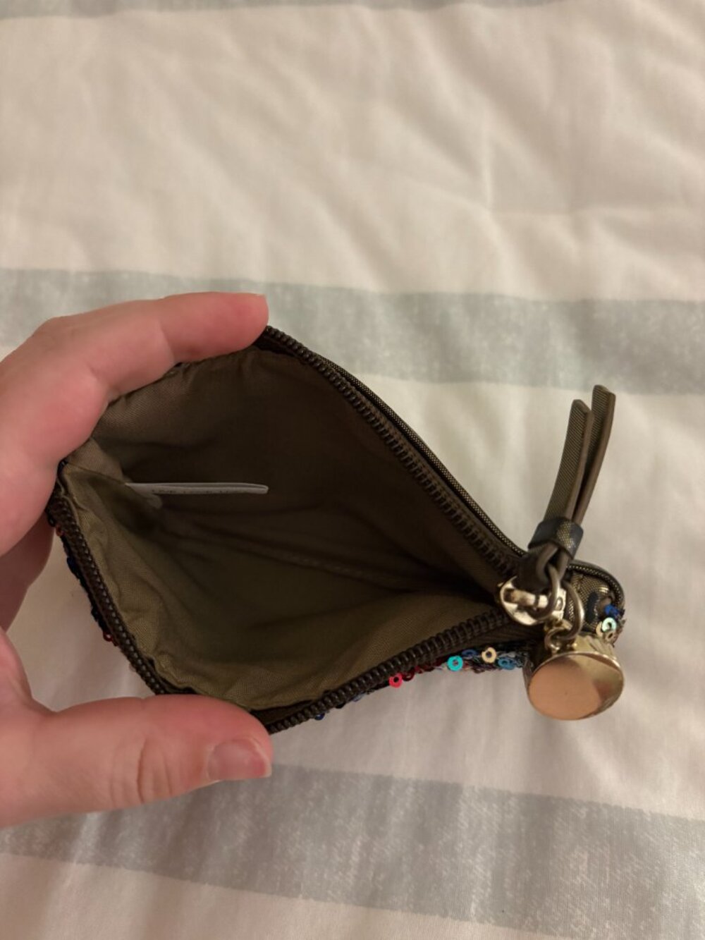 Small sequin bag - Picture 3 of 6